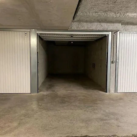 Des Oliviers : 4 Prs, Piscine, Parking
